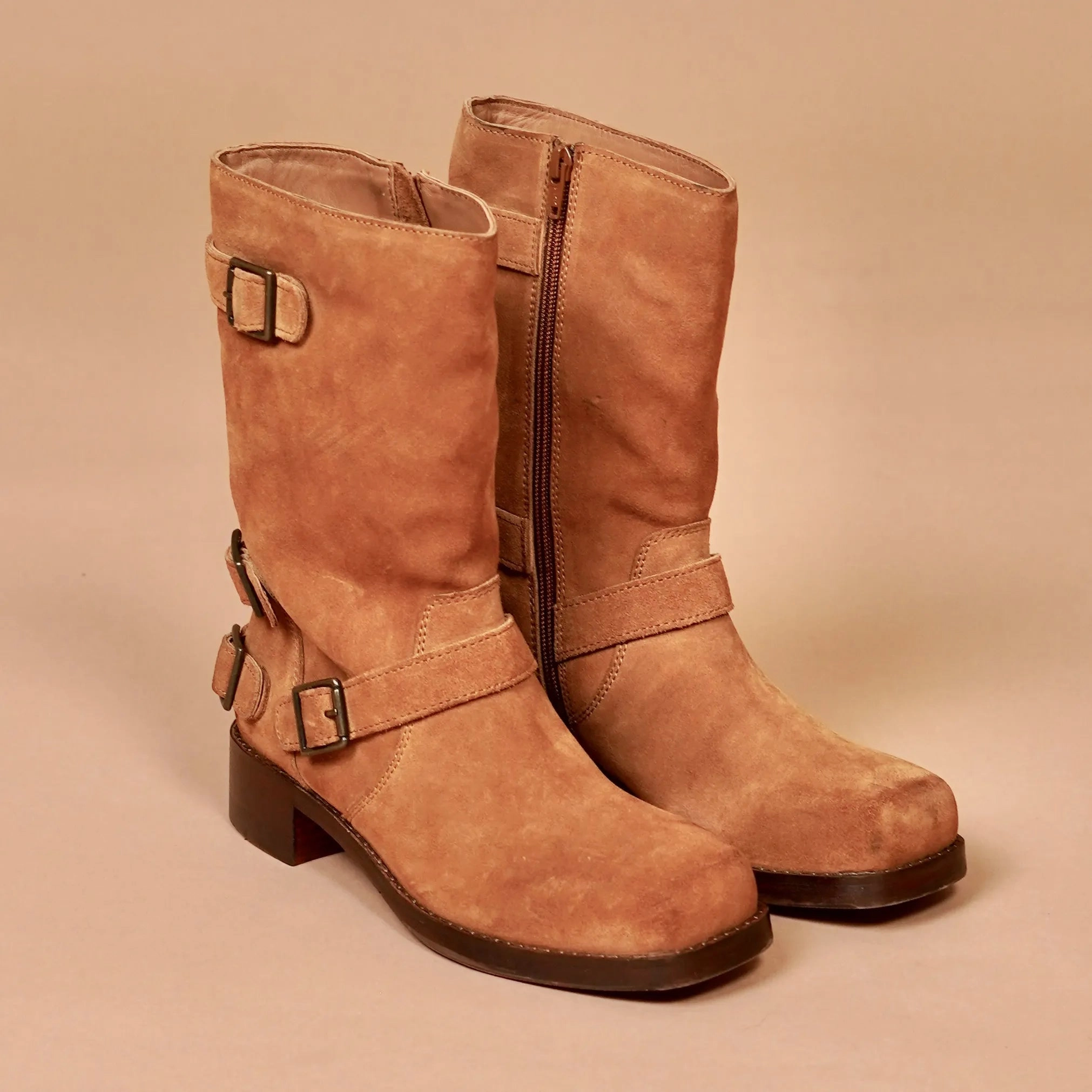 Stivali Donno Piazzo Tobacco  Women's Tan Suede Leather Buckled Boots | dmodot Whites Boots