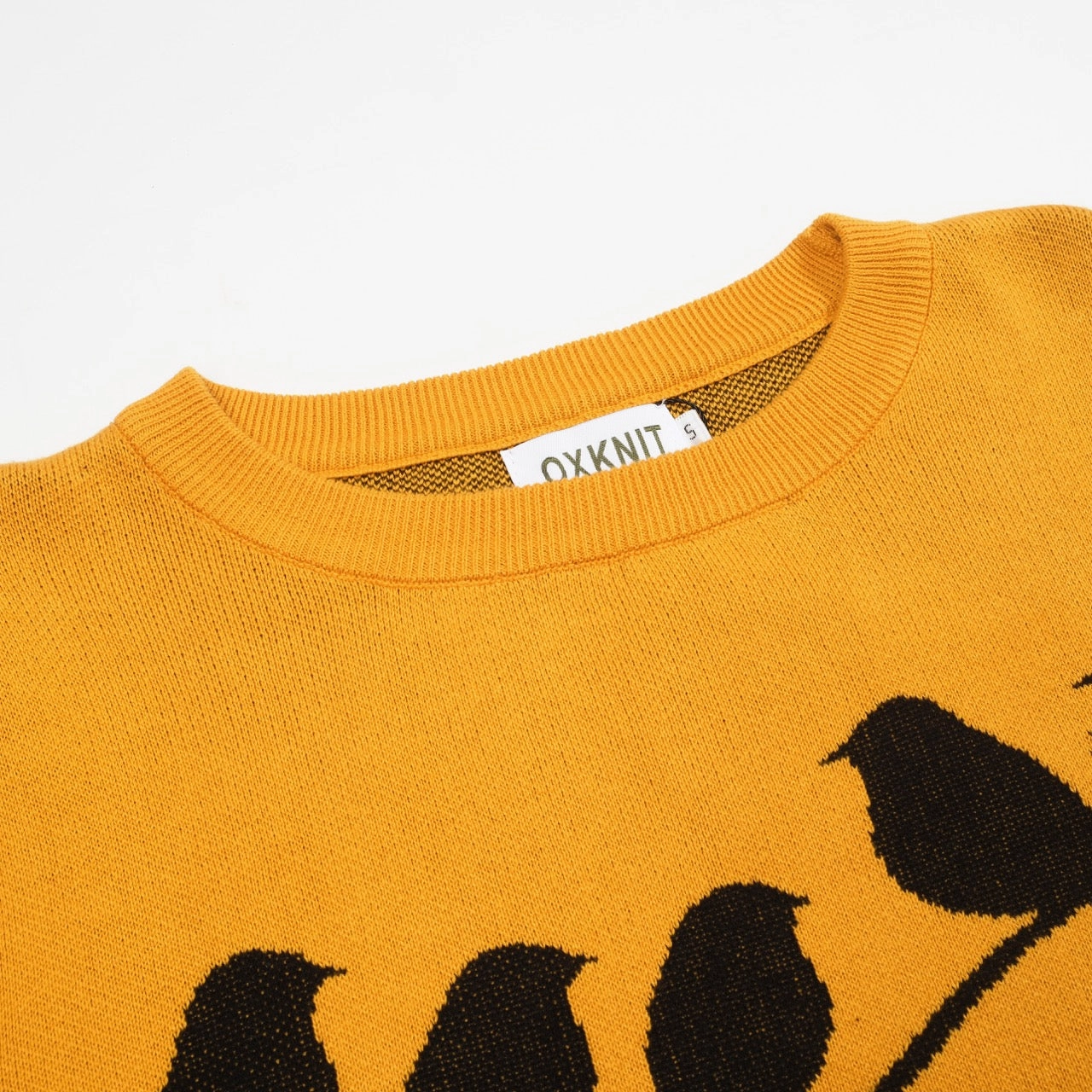 Knitwear Fashion Blog Women's retro yellow bird jacquard knitwear