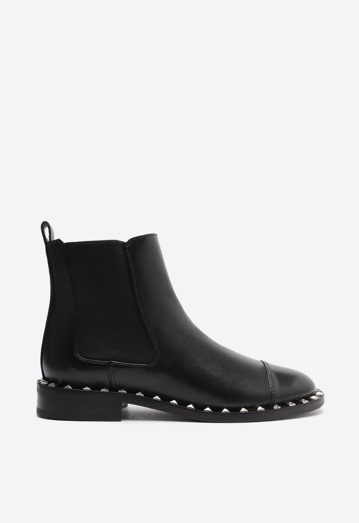 Wide Width Wingtip Chelsea Boot Tanner Leather Bootie