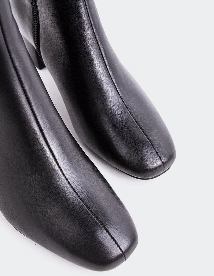 Tenby Black Leather Ankle Lace Up Boots