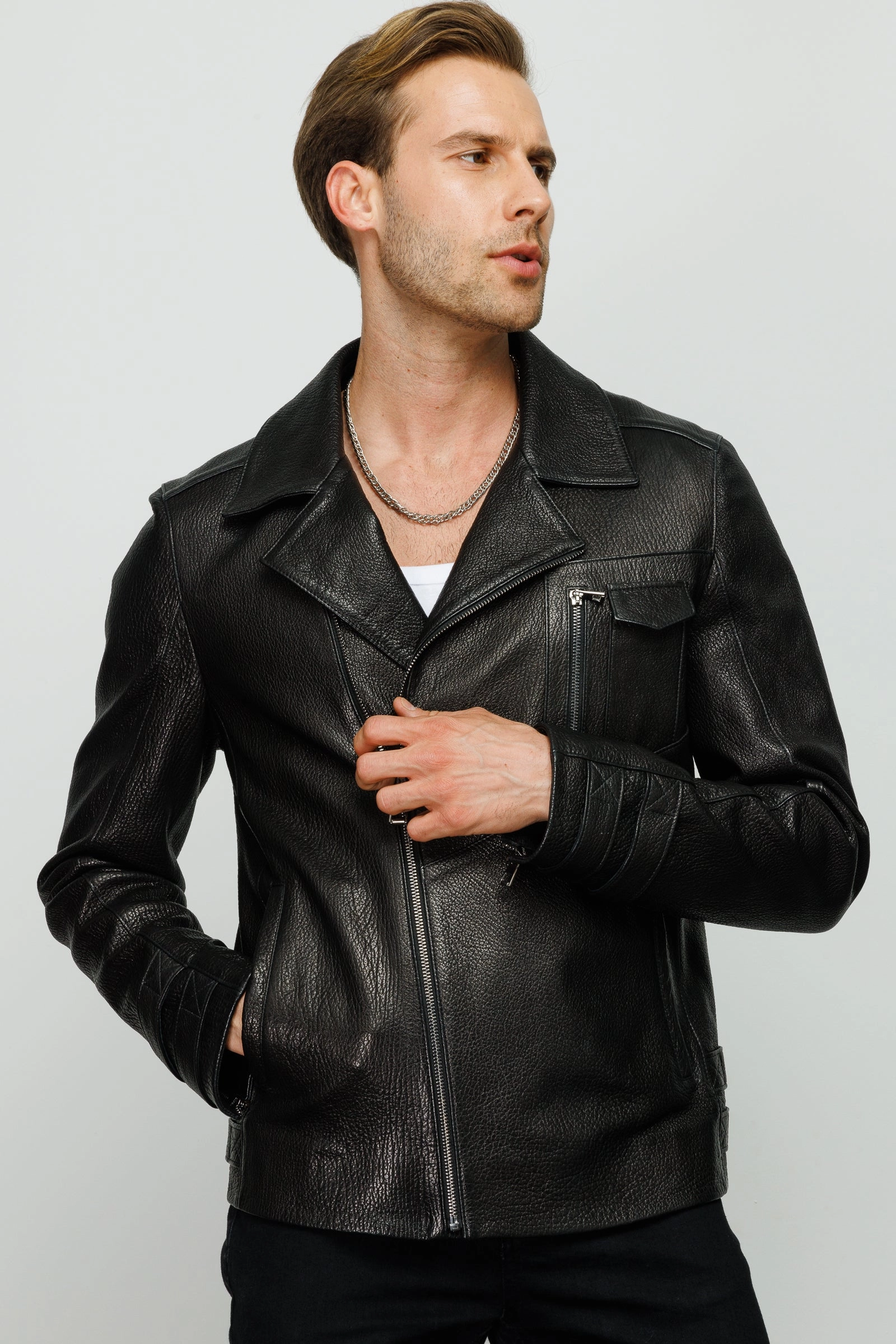 The Monala Black Leather Men Jacket Jackets For Winter In India