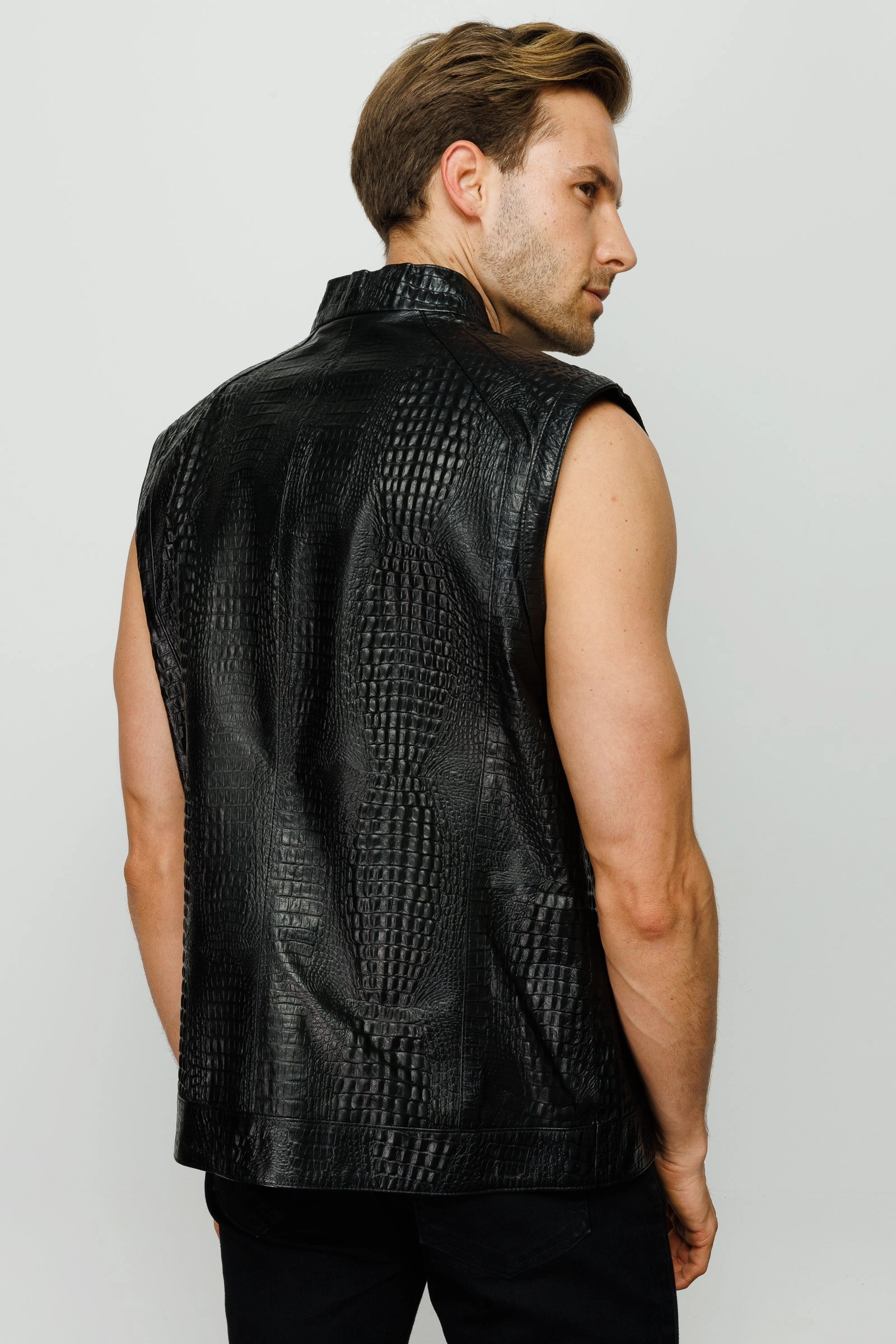 Custom Jackets The Veyo Black Leathern Vest Men Jacket