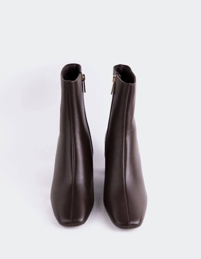 Jepson Brown Leather Jeans With Boots