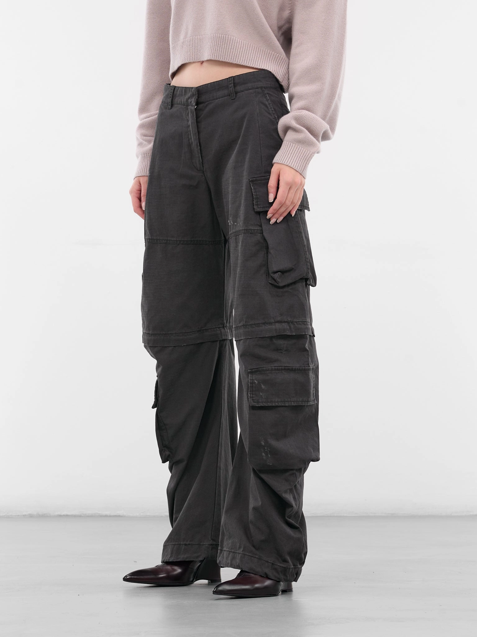 Uniqlo U Wide Fit Cargo Pants Black Coated Canvas Cargo Pants (FN-WN-TROU001439-BLACK)