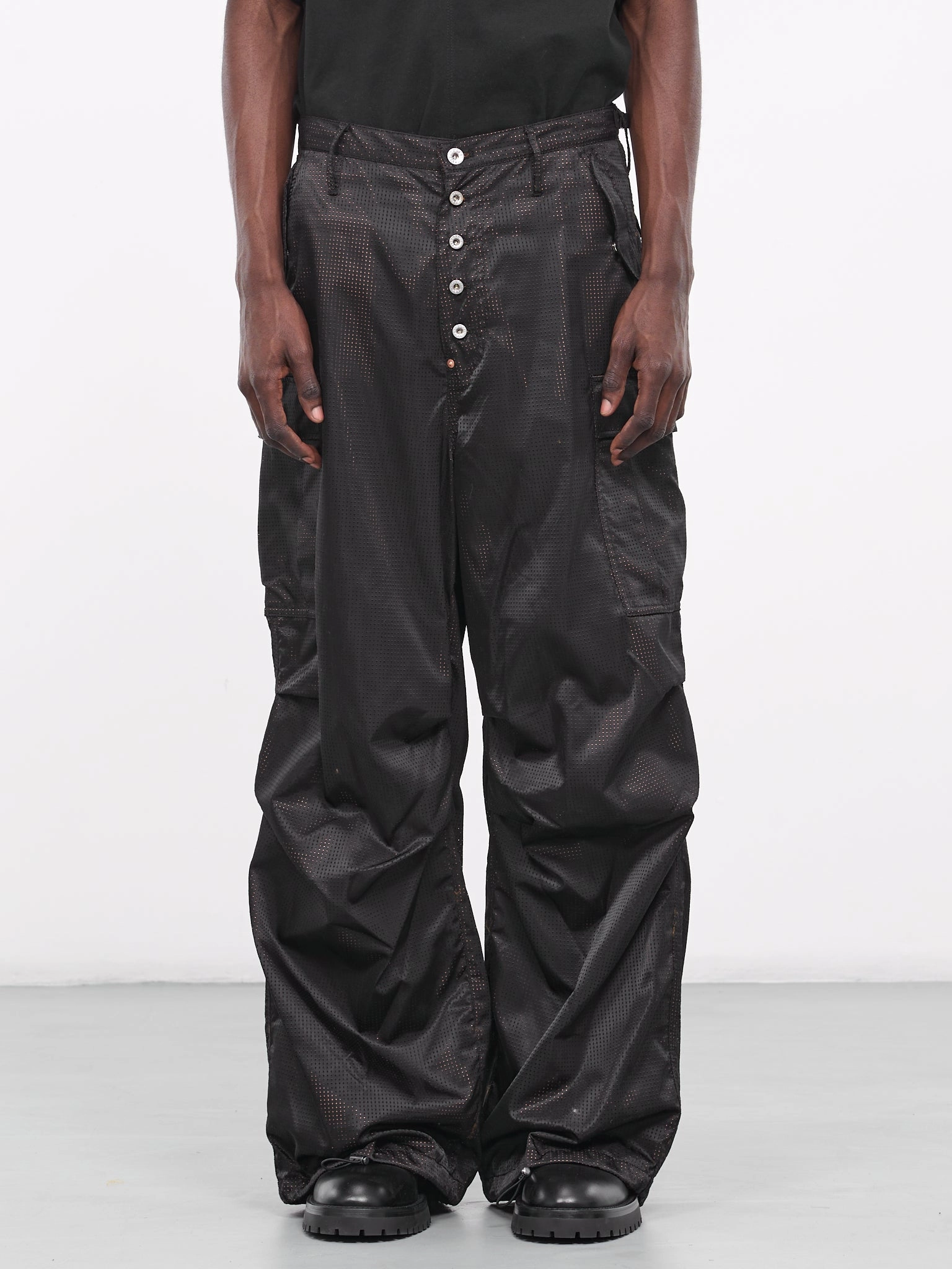 Nylon Cargo Pants (23AWPT12-BLACK) Safari Cargo Pants