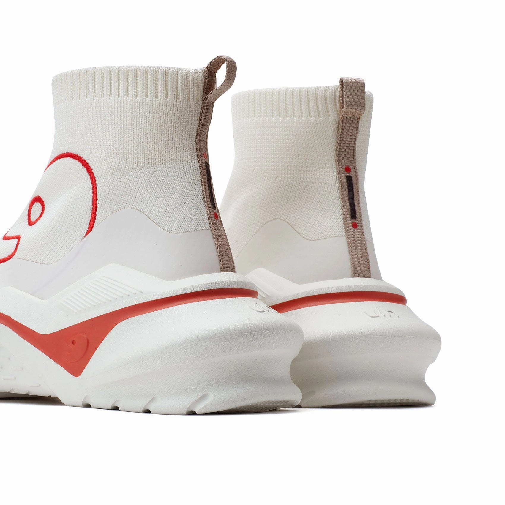 Whisper White Chueca IV Women Best Running Shoes For Support