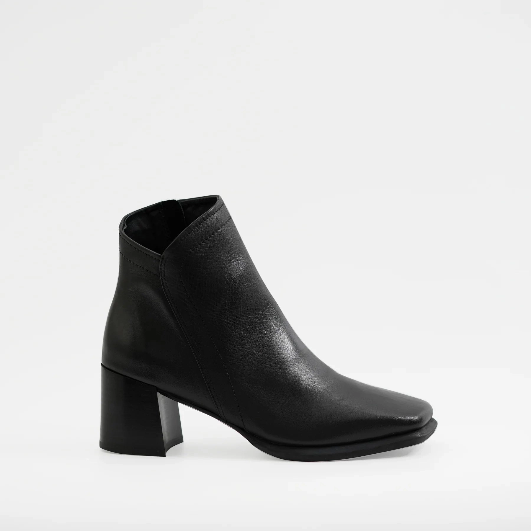 Fur Lined Winter Ankle Boots FW23 737033 | Oli | Yuko Imanishi 